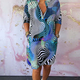 Ria™ | Vestido colorido con cuello en V