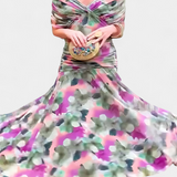 Magda™ | Vestido largo de flores con escote en V
