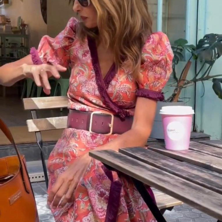 Armen - Elegante vestido largo rosa con mangas cortas