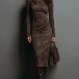 Ilaria - Vestido Midi de Suede con Cuello Alto y Mangas Largas