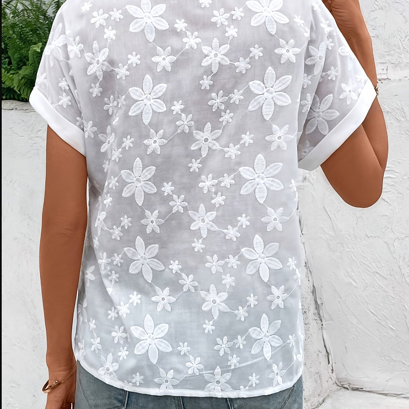 Amara – Elegante blusa blanca