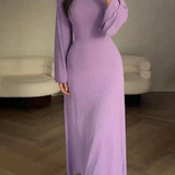 Elegante vestido de punto con lazo en la cintura