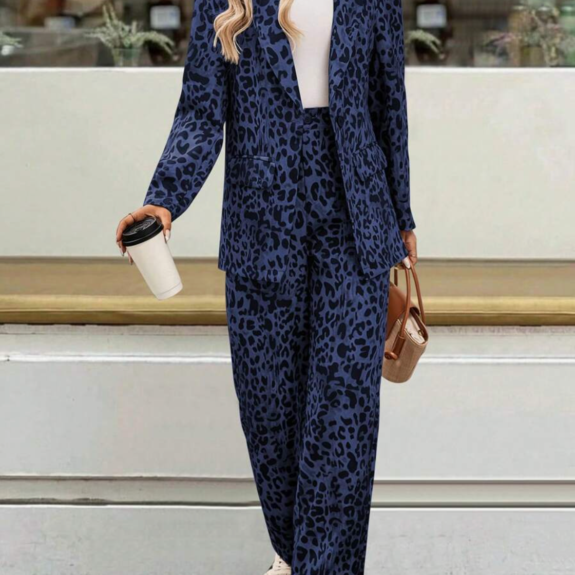 Loungewear Club™️ | Elegante conjunto con estampado de leopardo