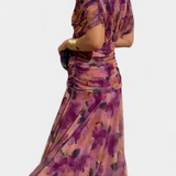 Magda™ | Vestido largo de flores con escote en V
