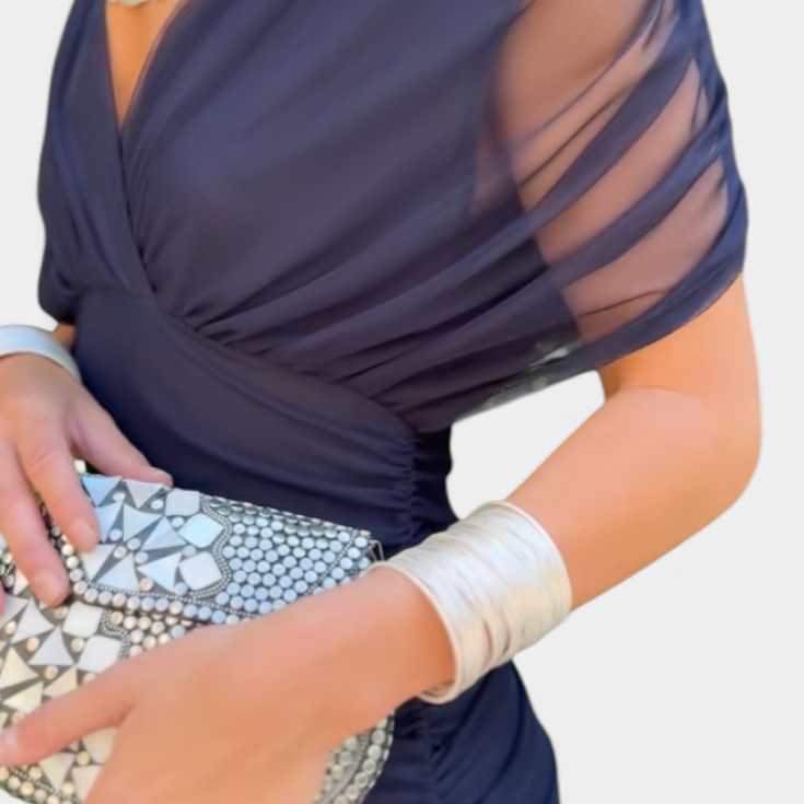 Magda™ | Vestido largo de flores con escote en V