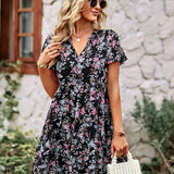 Noa™ Vestido floral de manga corta con cuello en V