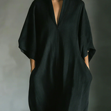 Caro - Vestido Maxi Negro Minimalista con Mangas de Kimono para Mujer