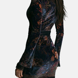 Liora ❘ Vestido Corto Elegante de Terciopelo Floral con Encaje