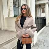 Arctic Grace | Elegante abrigo de lana