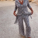 Amalia™ | Conjunto de botones de solapa de dos piezas con estampado vintage
