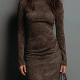 Ilaria - Vestido Midi de Suede con Cuello Alto y Mangas Largas